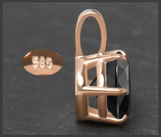 Gold Anhänger mit 2,67ct Brillant, schwarz